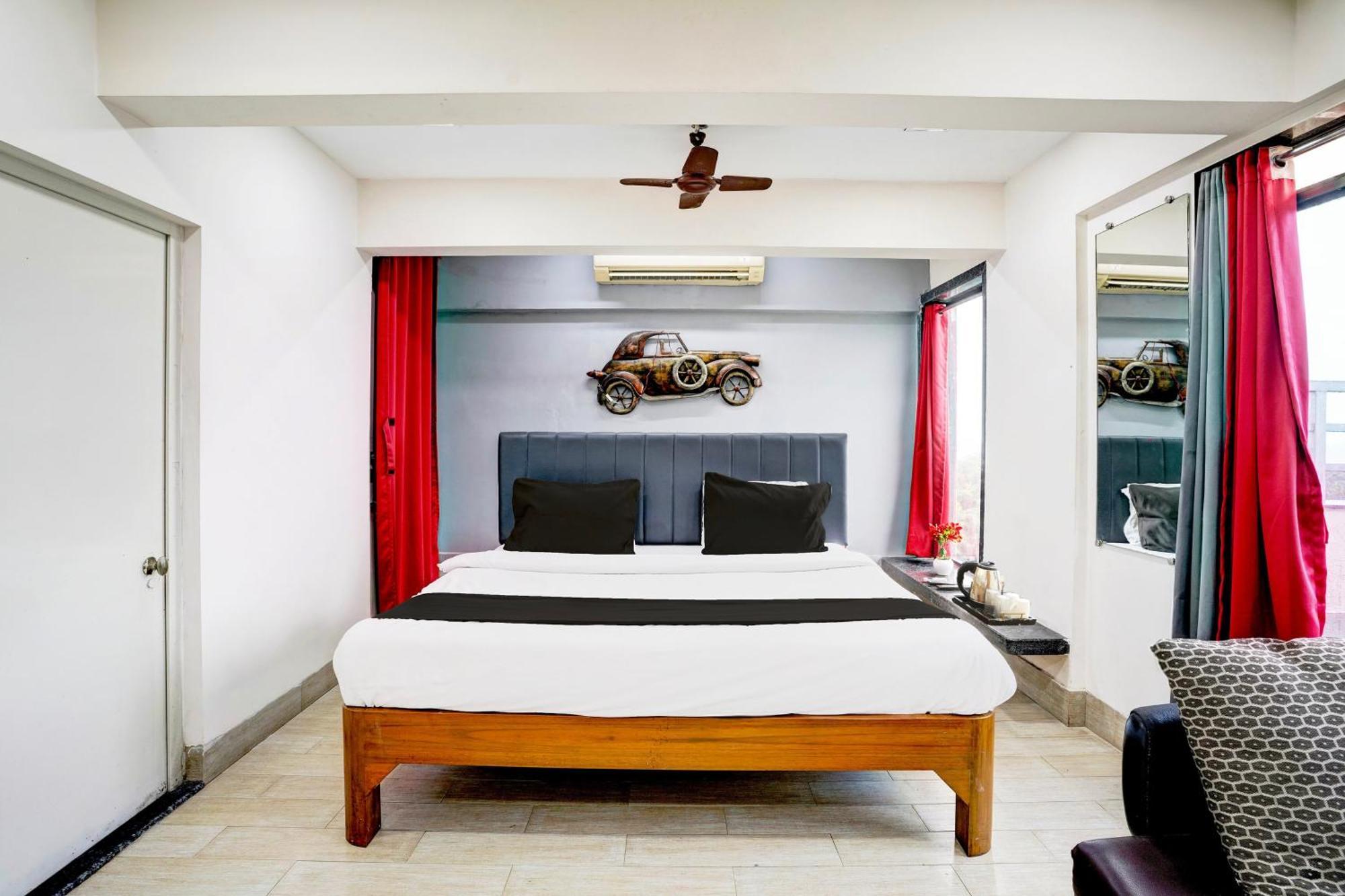 Super Hotel O Seawoods Near Palm Beach Road Formerly Sai Roop 纳威孟买 外观 照片