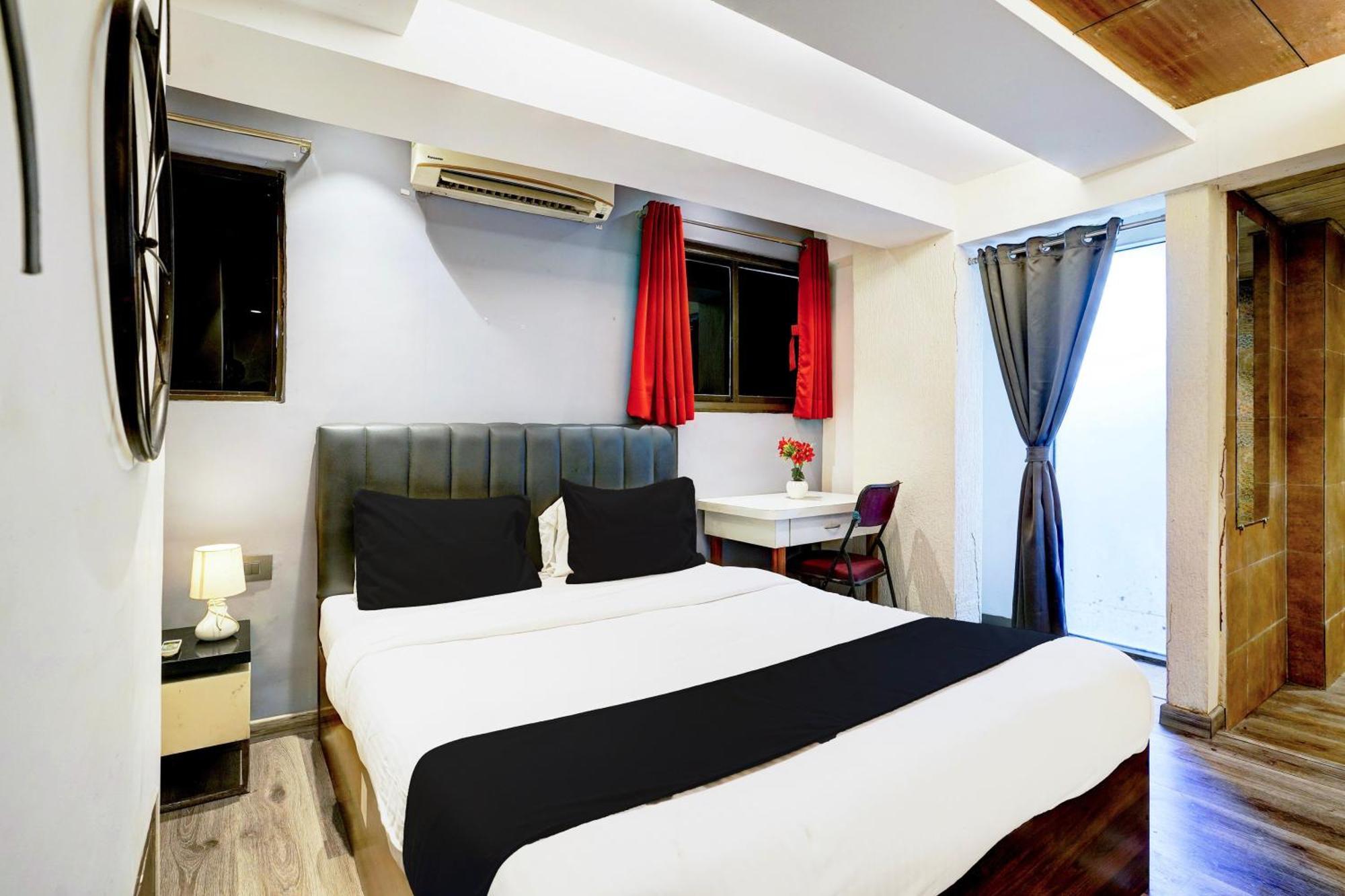 Super Hotel O Seawoods Near Palm Beach Road Formerly Sai Roop 纳威孟买 外观 照片